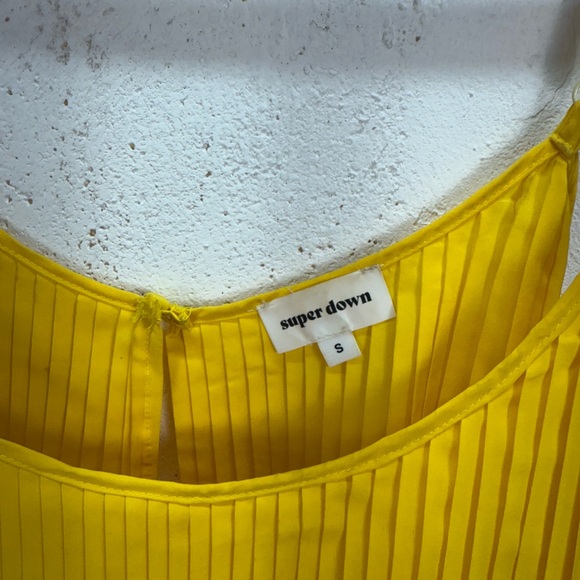 REVOLVE superdown Tawnie Cami Dress in Yellow Vibrant Pleated Sleeveless Size S - Picture 9 of 13